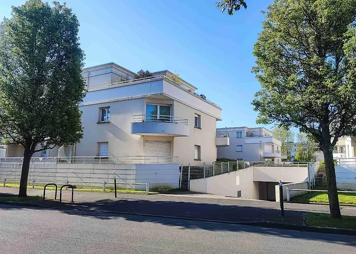 Large In Center Lägenhet